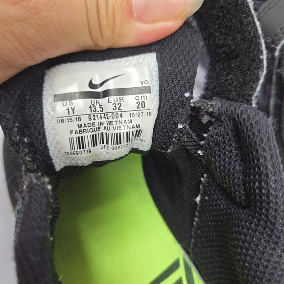 Nike Kids Black and Pink Sneakers - Picture 8 of 8